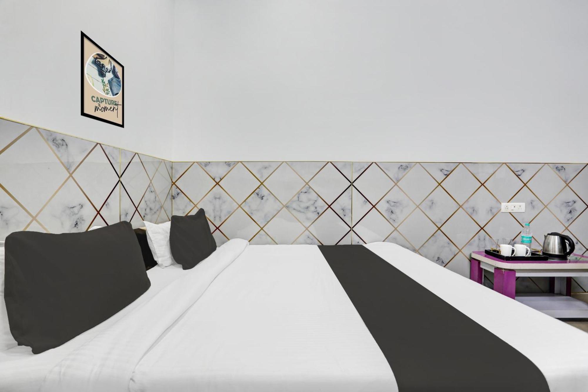 Hotel O Pratap Plaza Bharatpur Buitenkant foto