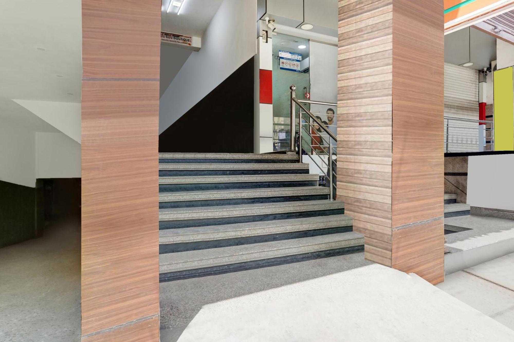 Hotel O Pratap Plaza Bharatpur Buitenkant foto